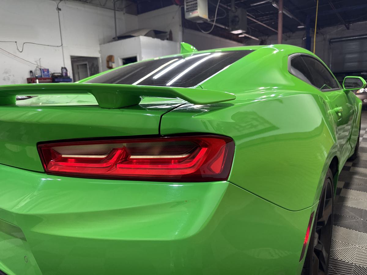 2017 Chevrolet Camaro 2SS photo 10