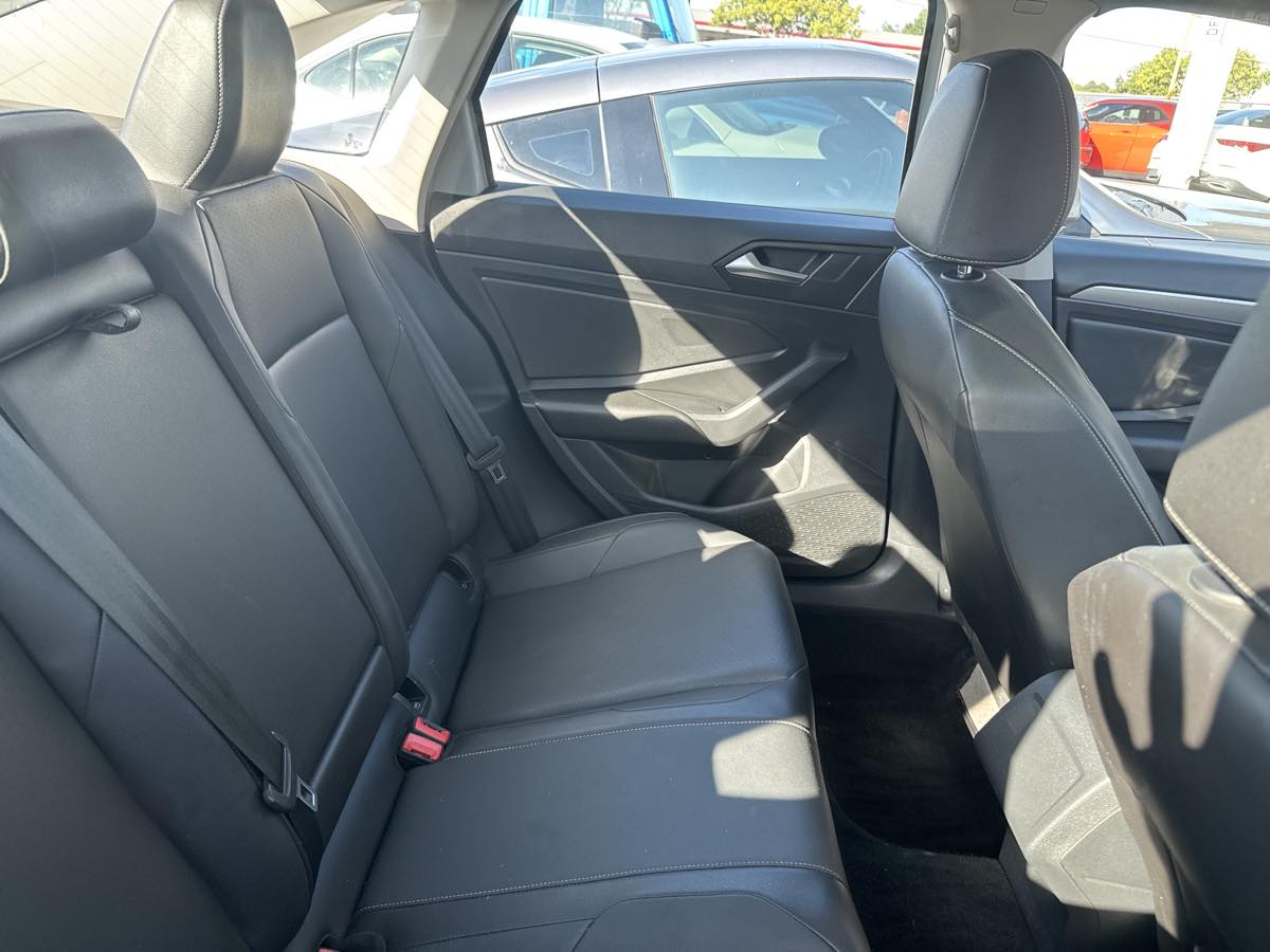 2019 Volkswagen Jetta SE photo 6