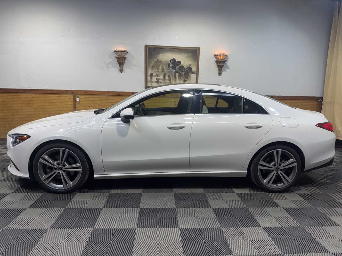 2020 Mercedes Benz CLA 250 photo 2