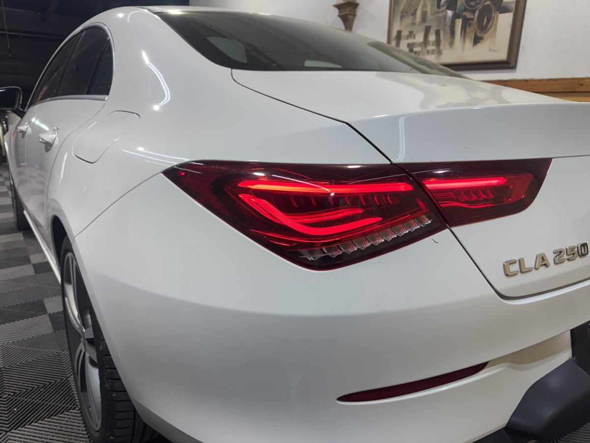 2020 Mercedes Benz CLA 250 photo 9