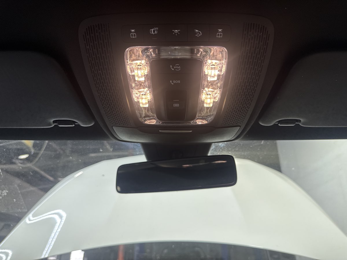 2020 Mercedes Benz CLA 250 photo 21