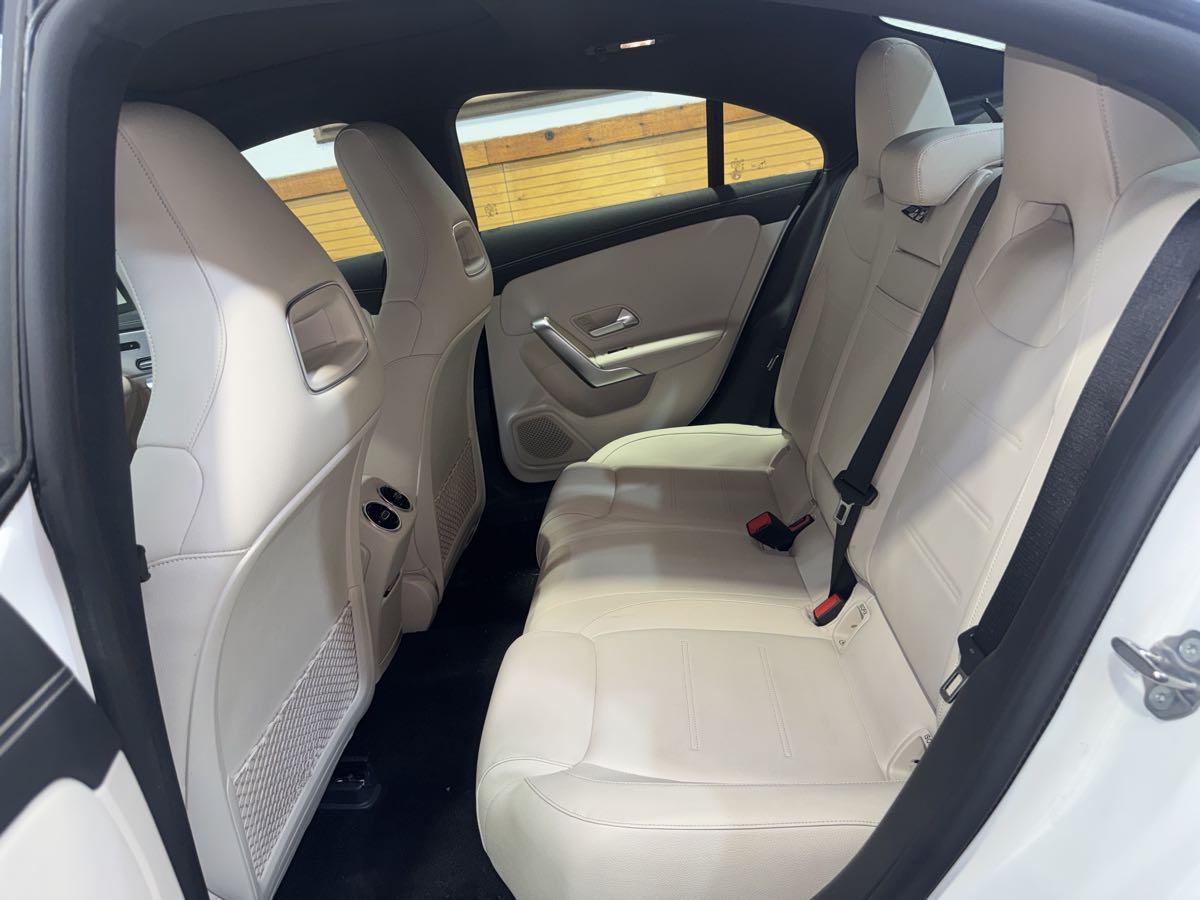 2020 Mercedes Benz CLA 250 photo 23