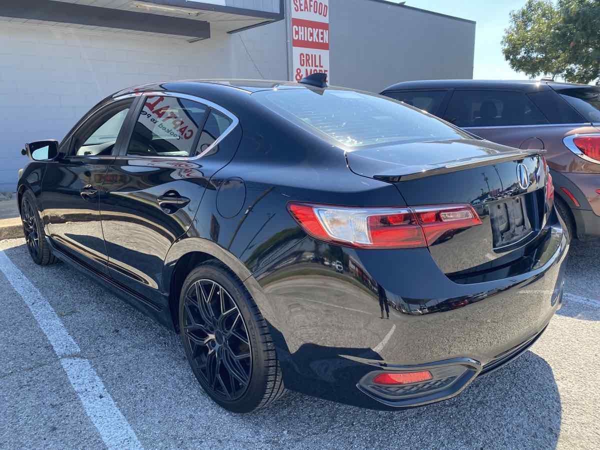 2016 Acura ILX Premium A-Spec photo 2