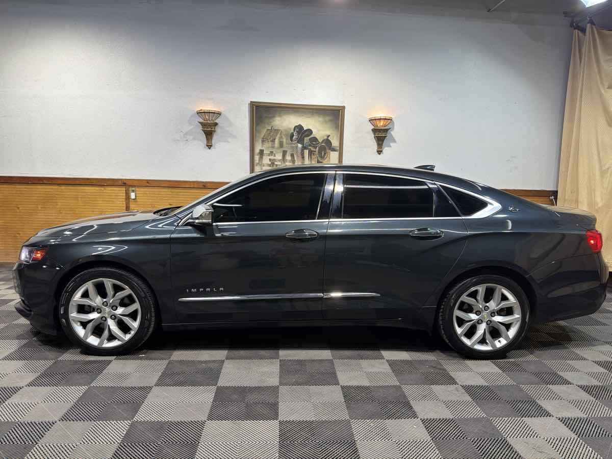 2018 Chevrolet Impala Premier photo 2