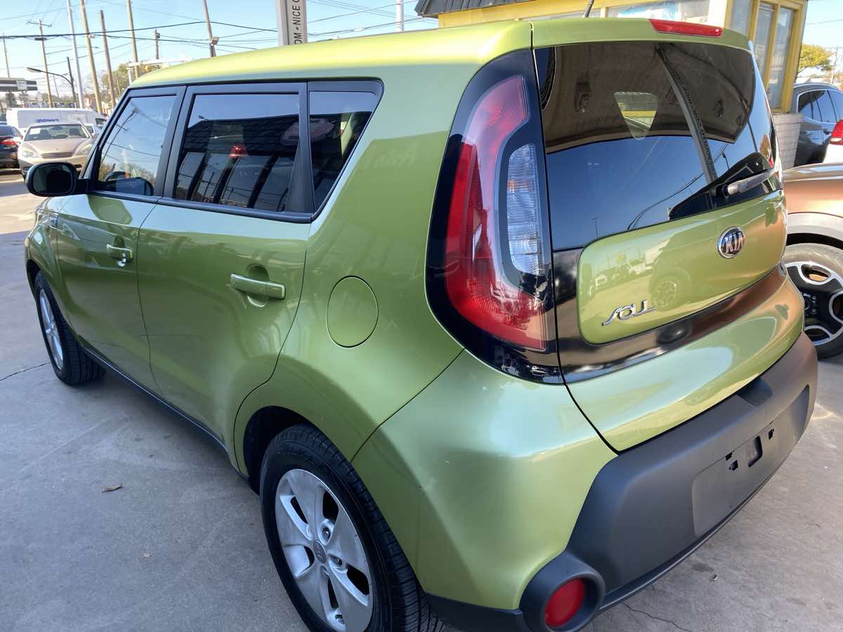 2015 Kia Soul Base photo 2