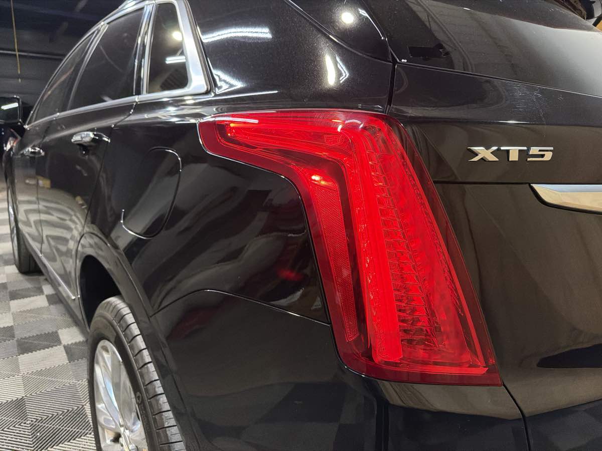 2018 Cadillac XT5 Platinum - Photo 8