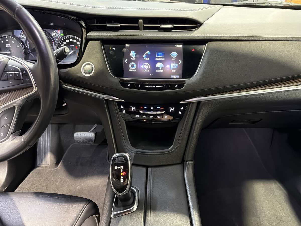 2018 Cadillac XT5 Platinum - Photo 20