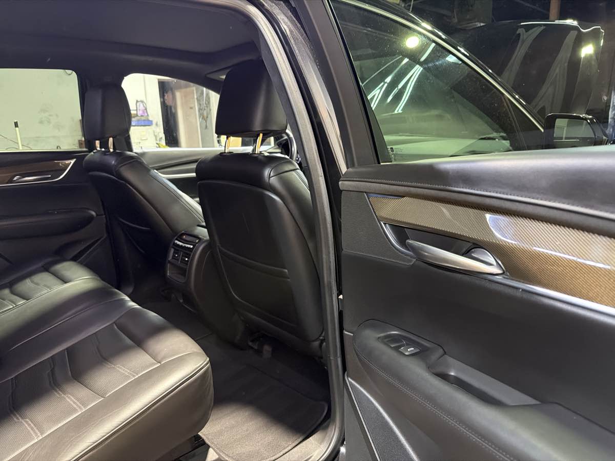 2018 Cadillac XT5 Platinum - Photo 25