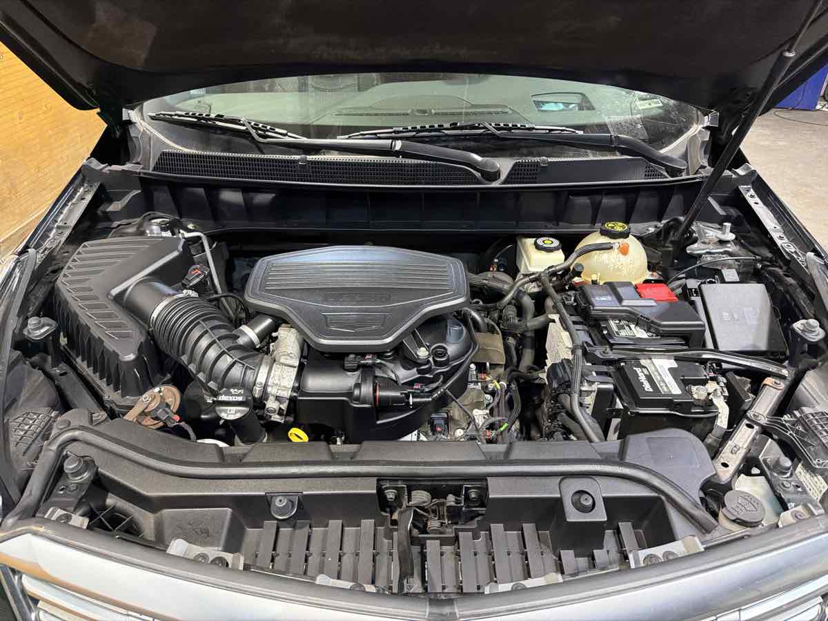 2018 Cadillac XT5 Platinum - Photo 30
