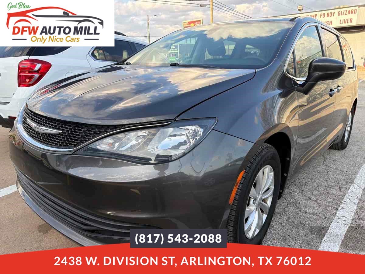 2017 Chrysler Pacifica Touring FWD