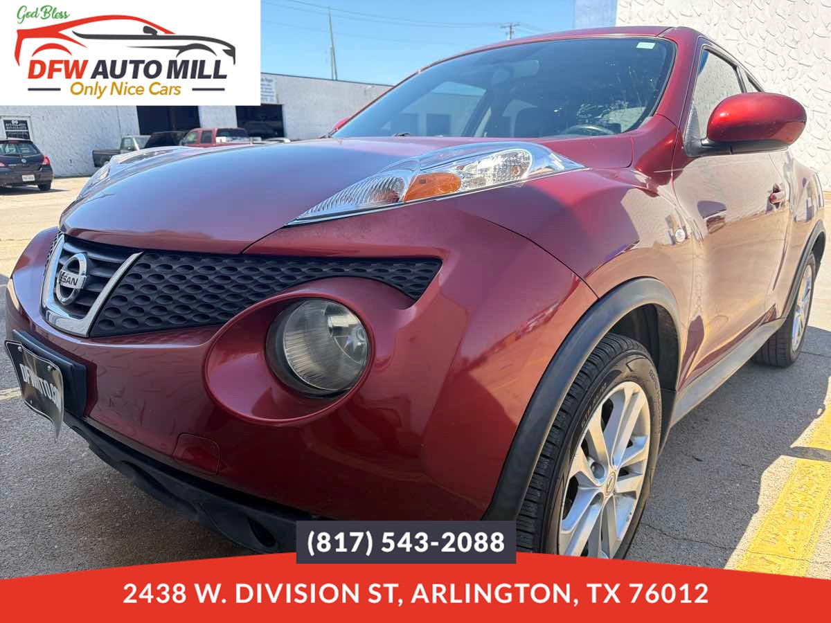 2011 Nissan Juke SV FWD CVT's photo