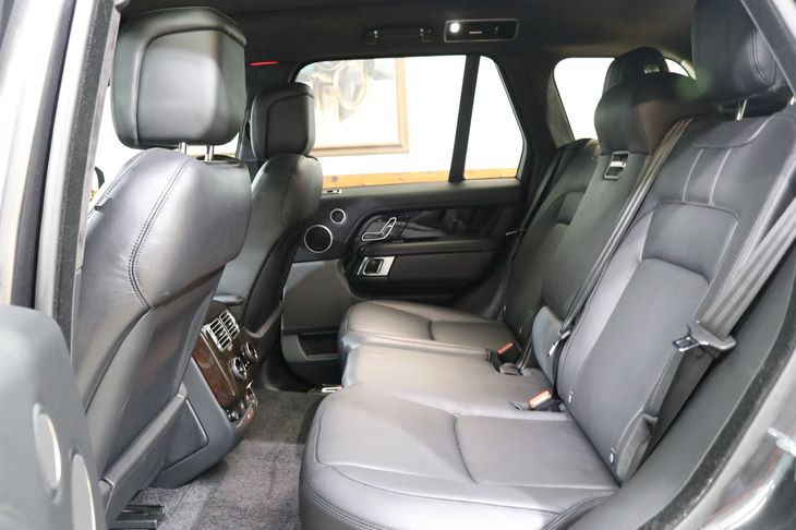 2018 Land Rover Range Rover SuperCharged photo 26