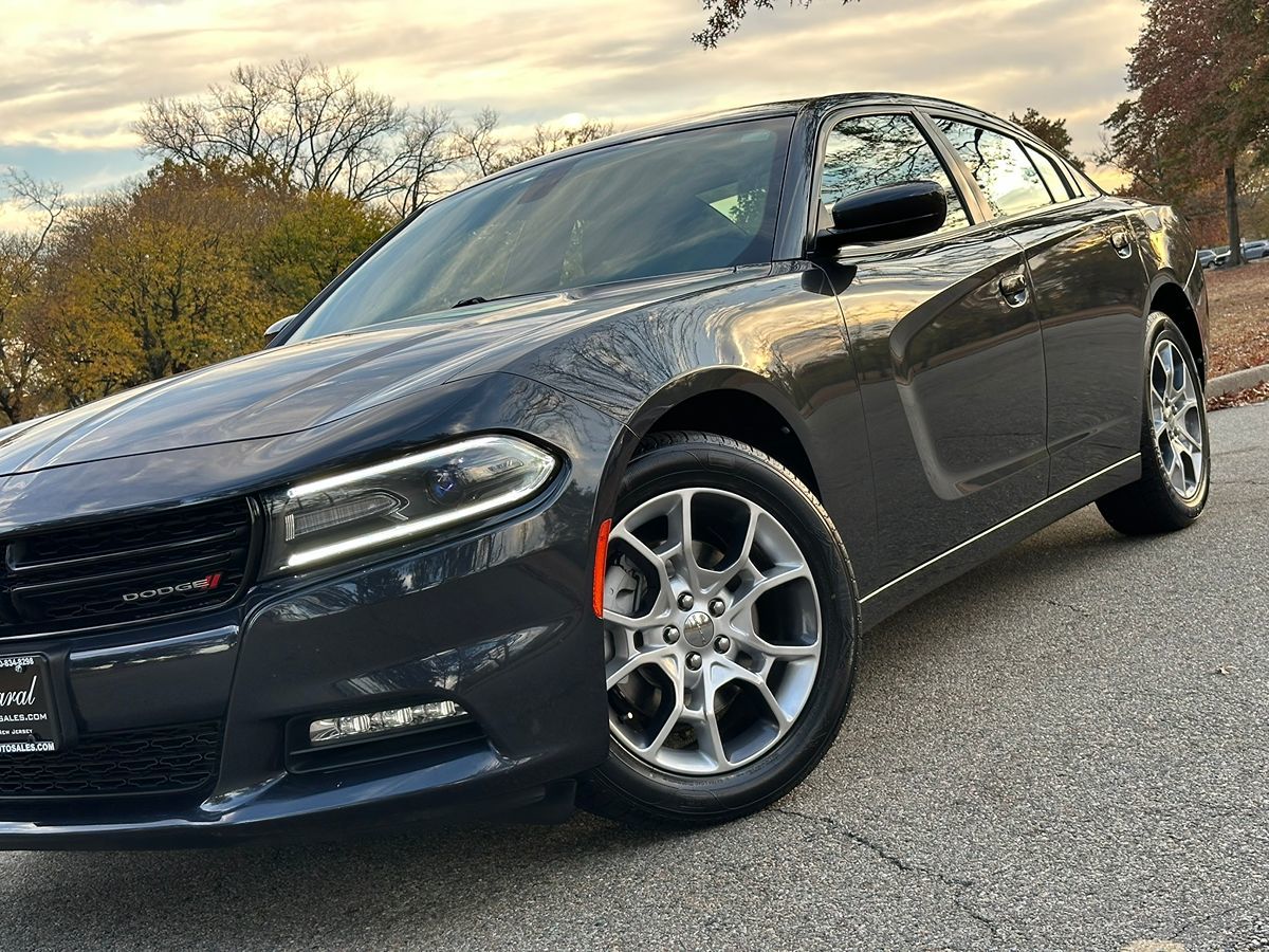 2016 Dodge Charger SXT photo 10