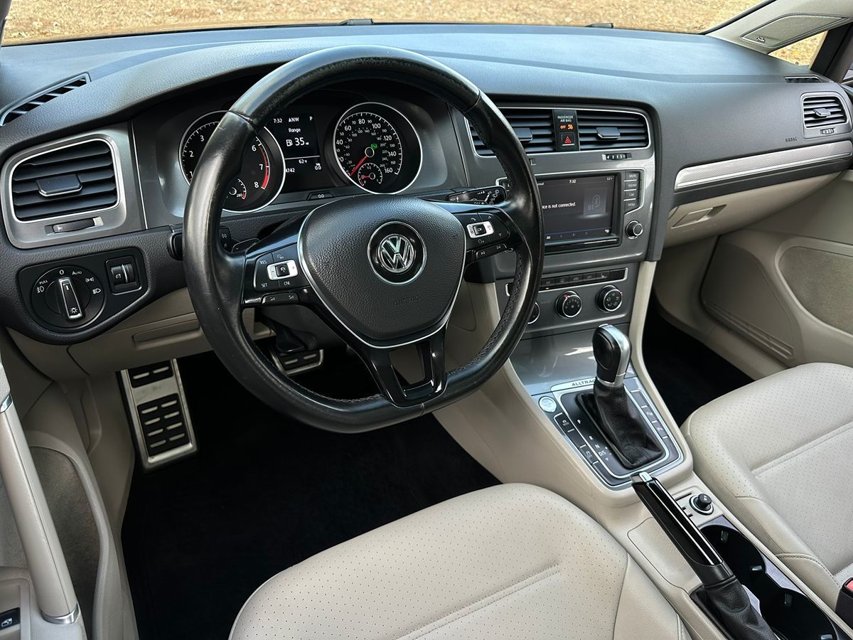 2017 Volkswagen Golf Alltrack Alltrack SE photo 23