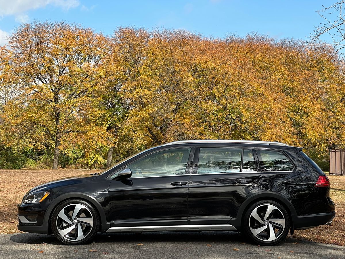 2017 Volkswagen Golf Alltrack Alltrack SE photo 7