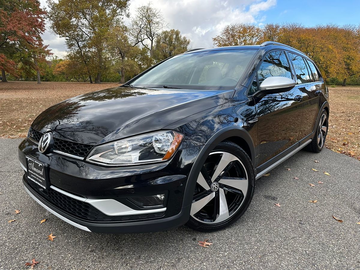 2017 Volkswagen Golf Alltrack Alltrack SE photo 18