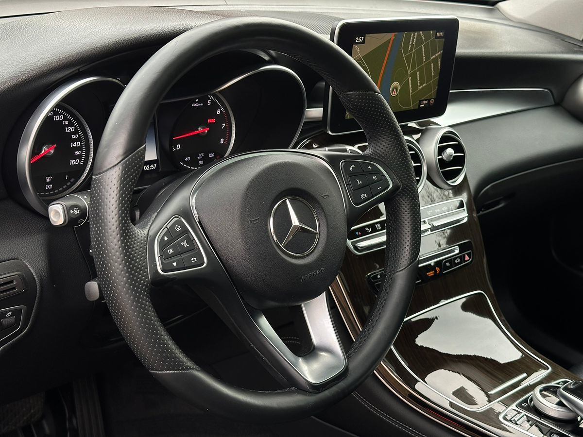 2016 Mercedes-Benz GLC GLC300 photo 26