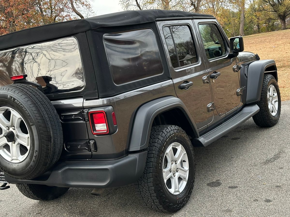 2018 Jeep All-New Wrangler Unlimited Sport S photo 16