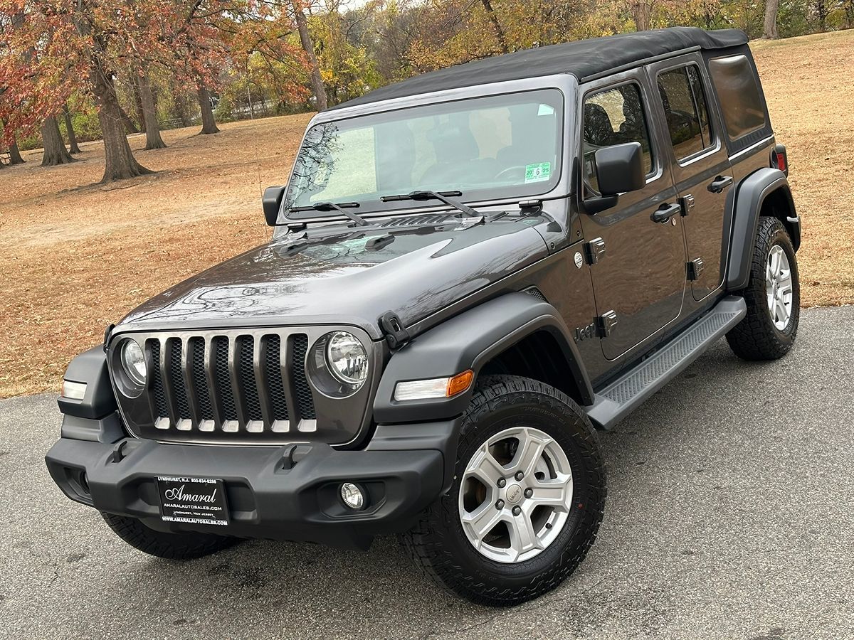 2018 Jeep All-New Wrangler Unlimited Sport S photo 2