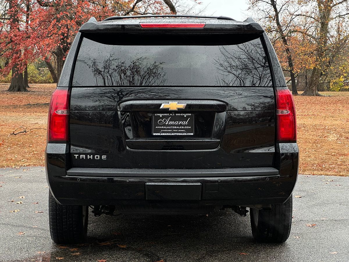 2017 Chevrolet Tahoe LT photo 15