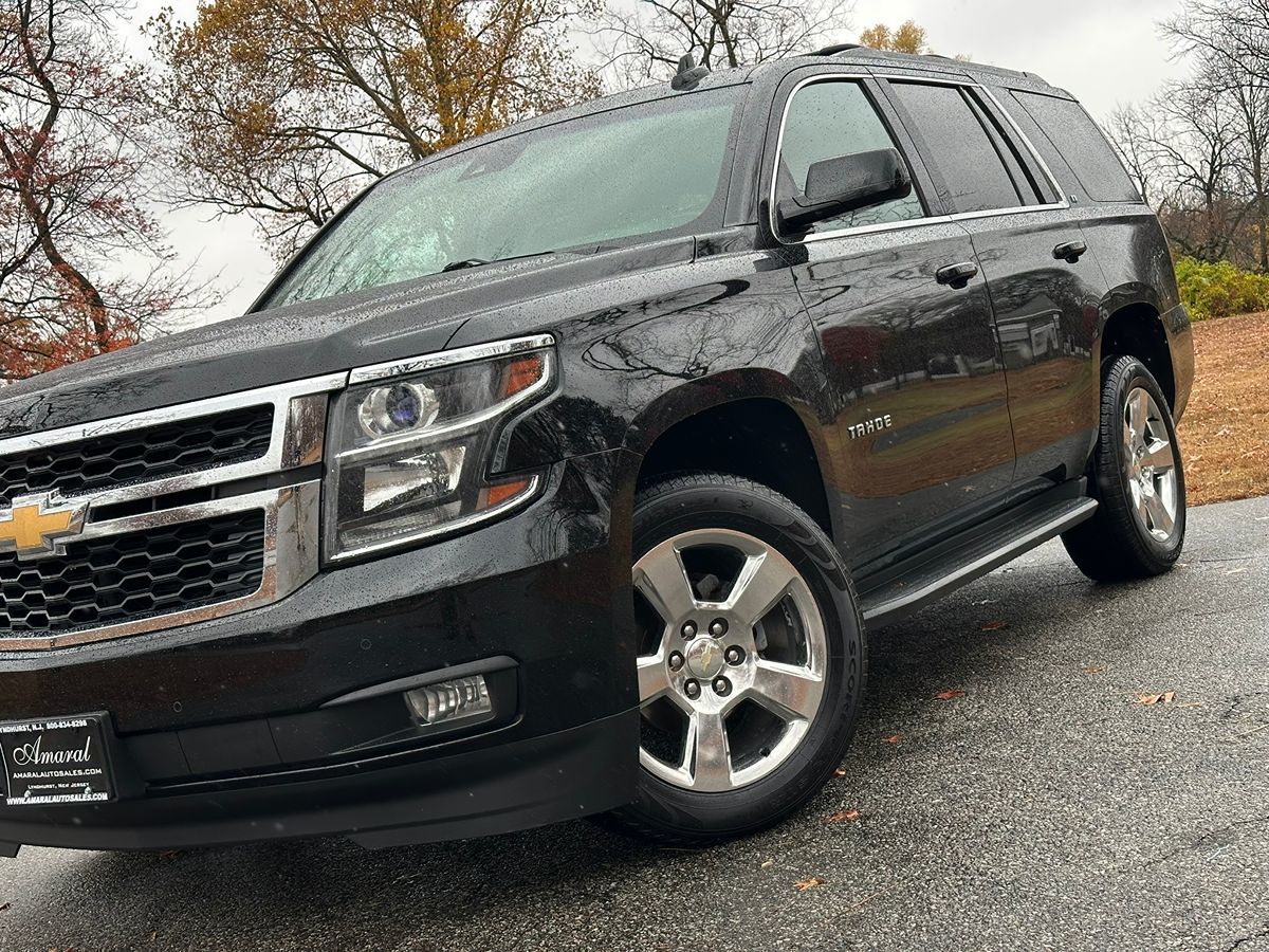 2017 Chevrolet Tahoe LT photo 10