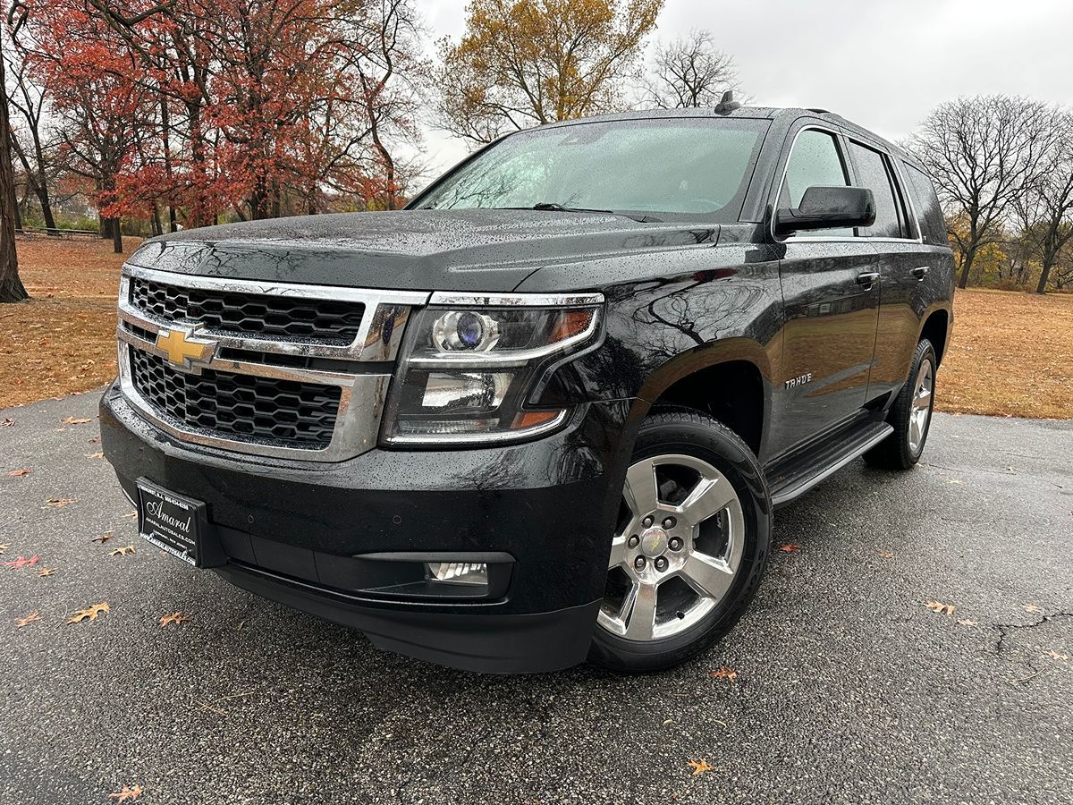 2017 Chevrolet Tahoe LT photo 18