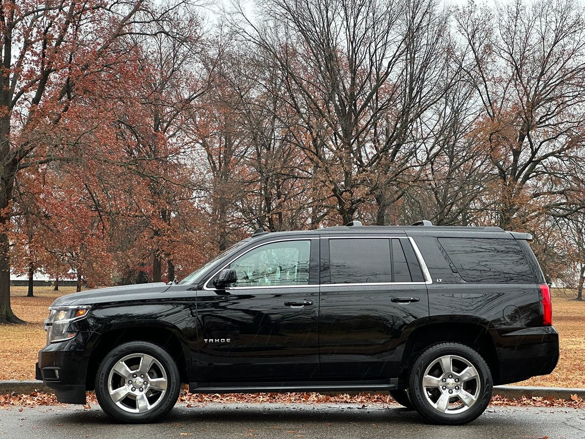 2017 Chevrolet Tahoe LT photo 7