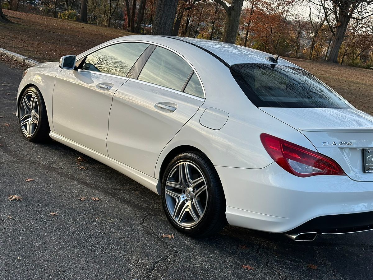 2016 Mercedes-Benz CLA-Class CLA250 photo 14