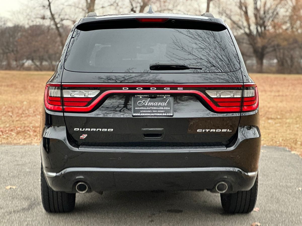 2018 Dodge Durango Anodized Platinum photo 15