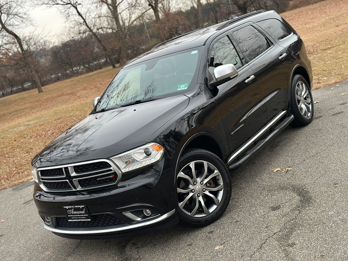 2018 Dodge Durango Anodized Platinum photo 2