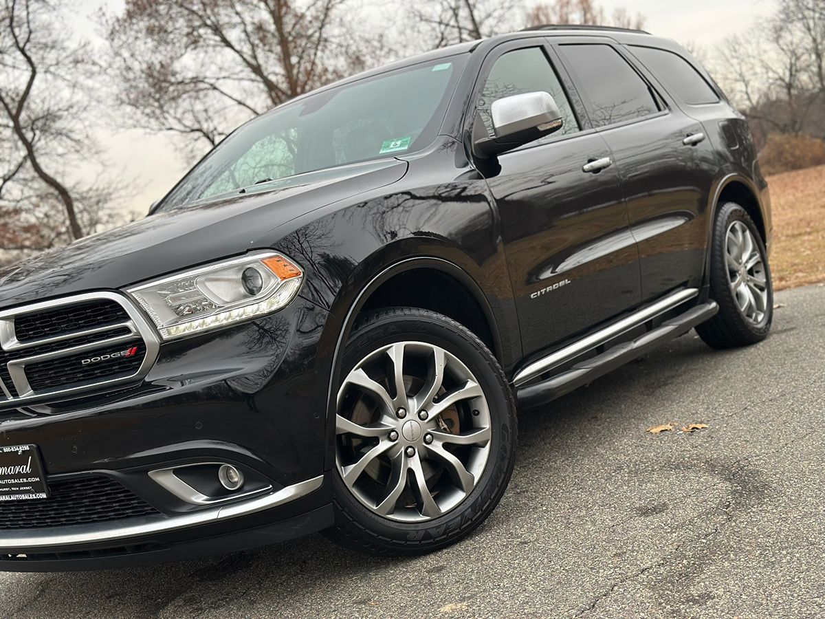 2018 Dodge Durango Anodized Platinum photo 10