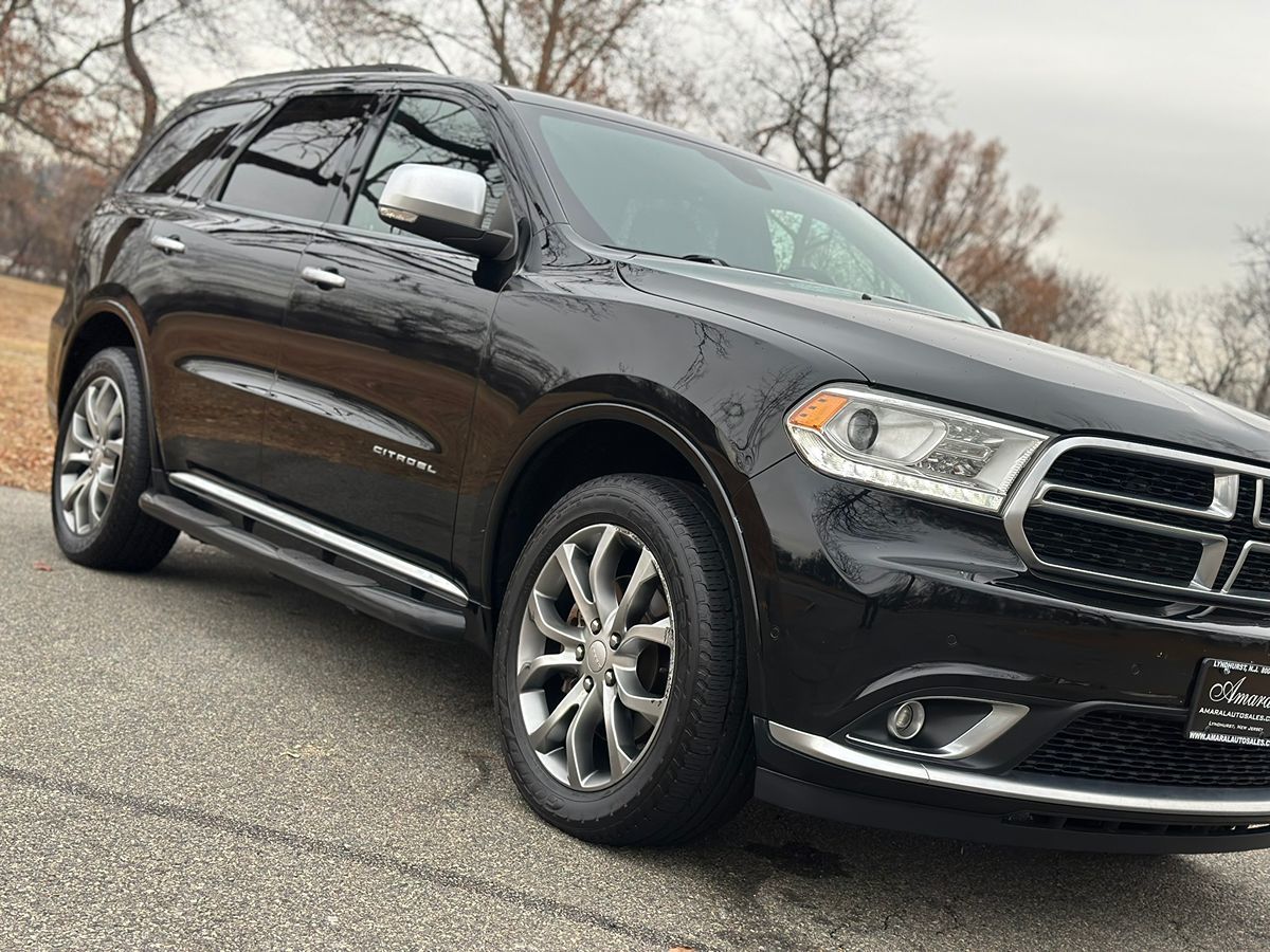 2018 Dodge Durango Anodized Platinum photo 12