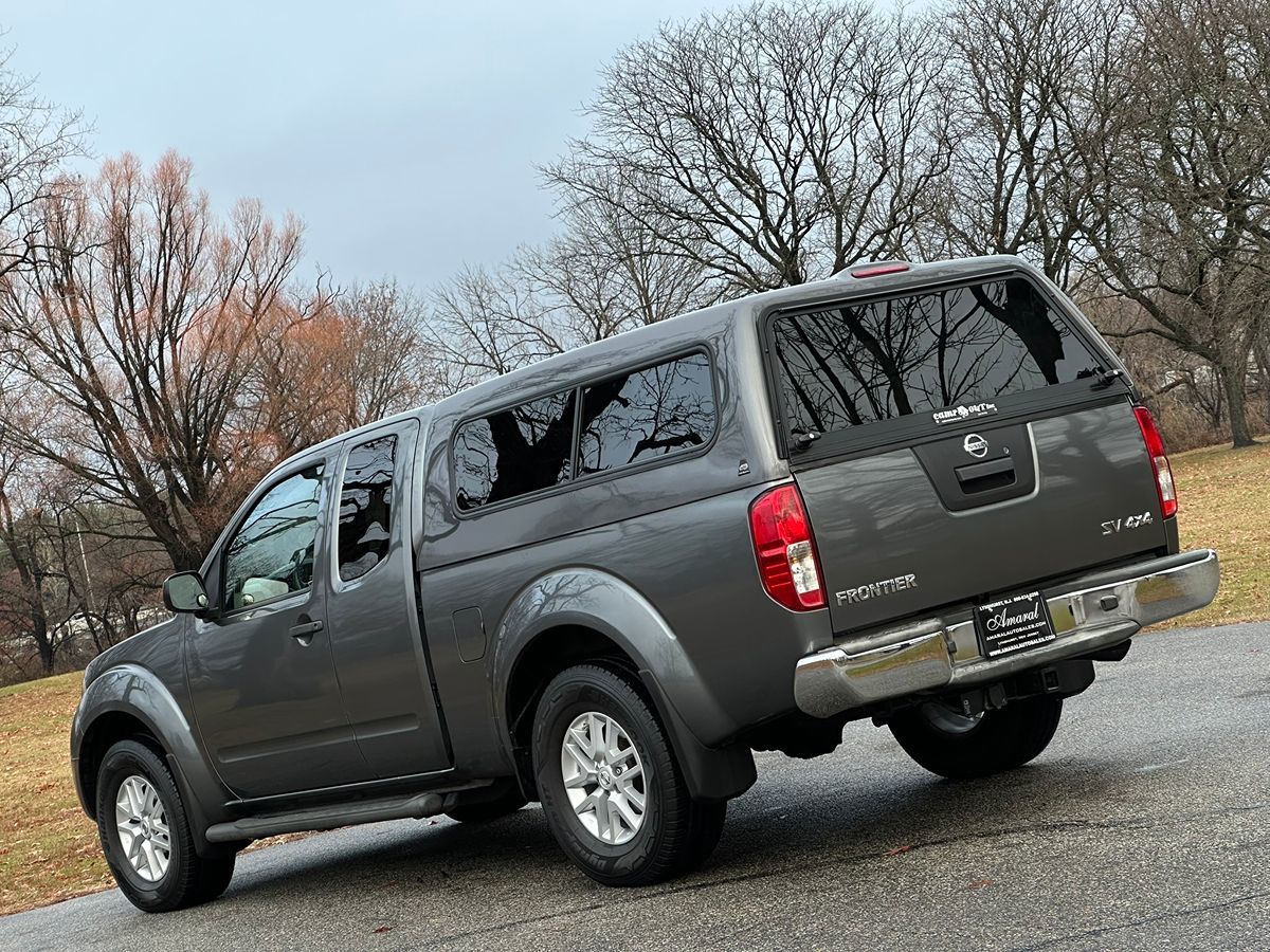 2016 Nissan Frontier SV photo 5