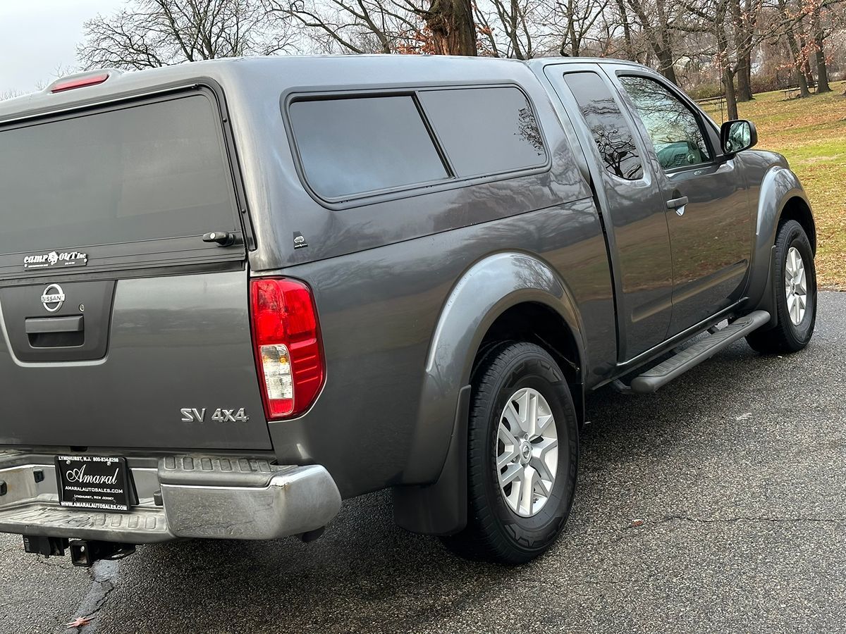 2016 Nissan Frontier SV photo 16