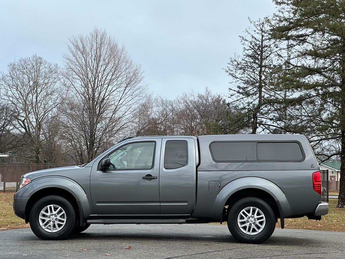 2016 Nissan Frontier SV photo 7