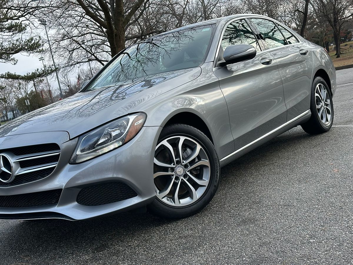 2015 Mercedes-Benz C-Class C300 photo 9