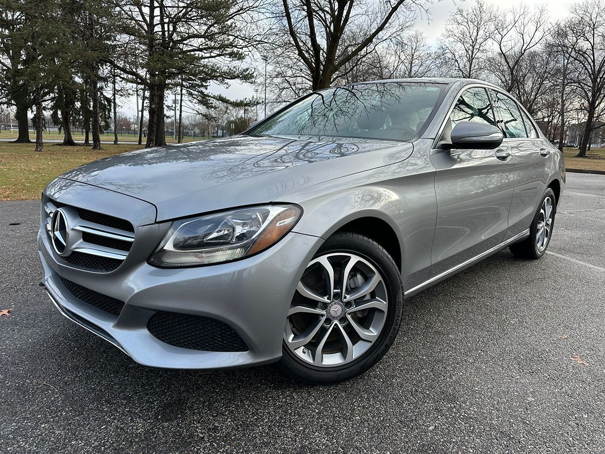 2015 Mercedes-Benz C-Class C300 photo 16