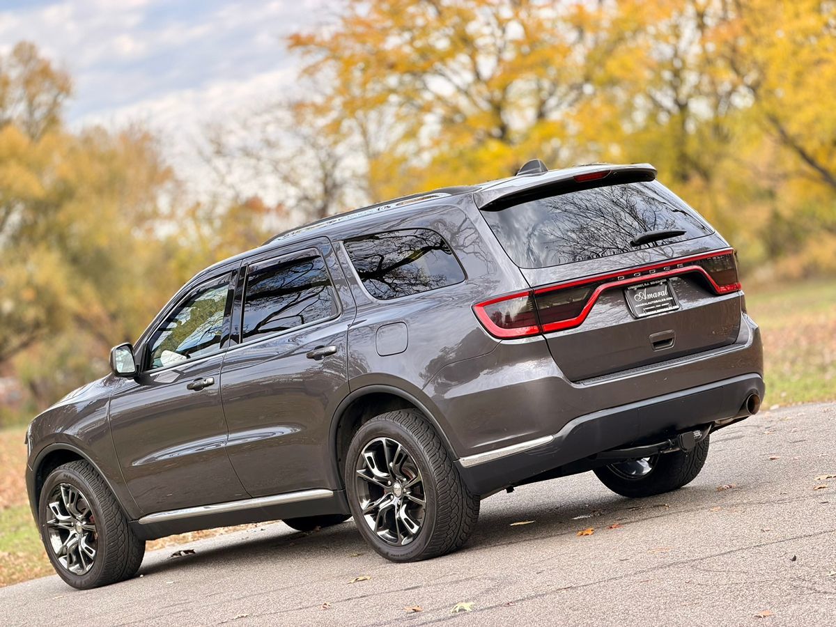 2017 Dodge Durango SXT photo 3