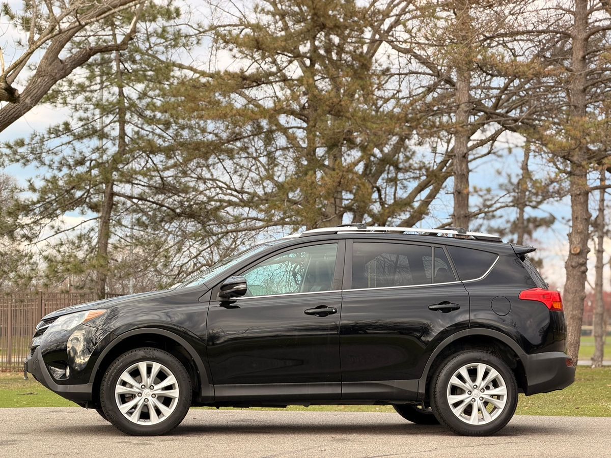 2014 Toyota RAV4 Limited - Photo 7