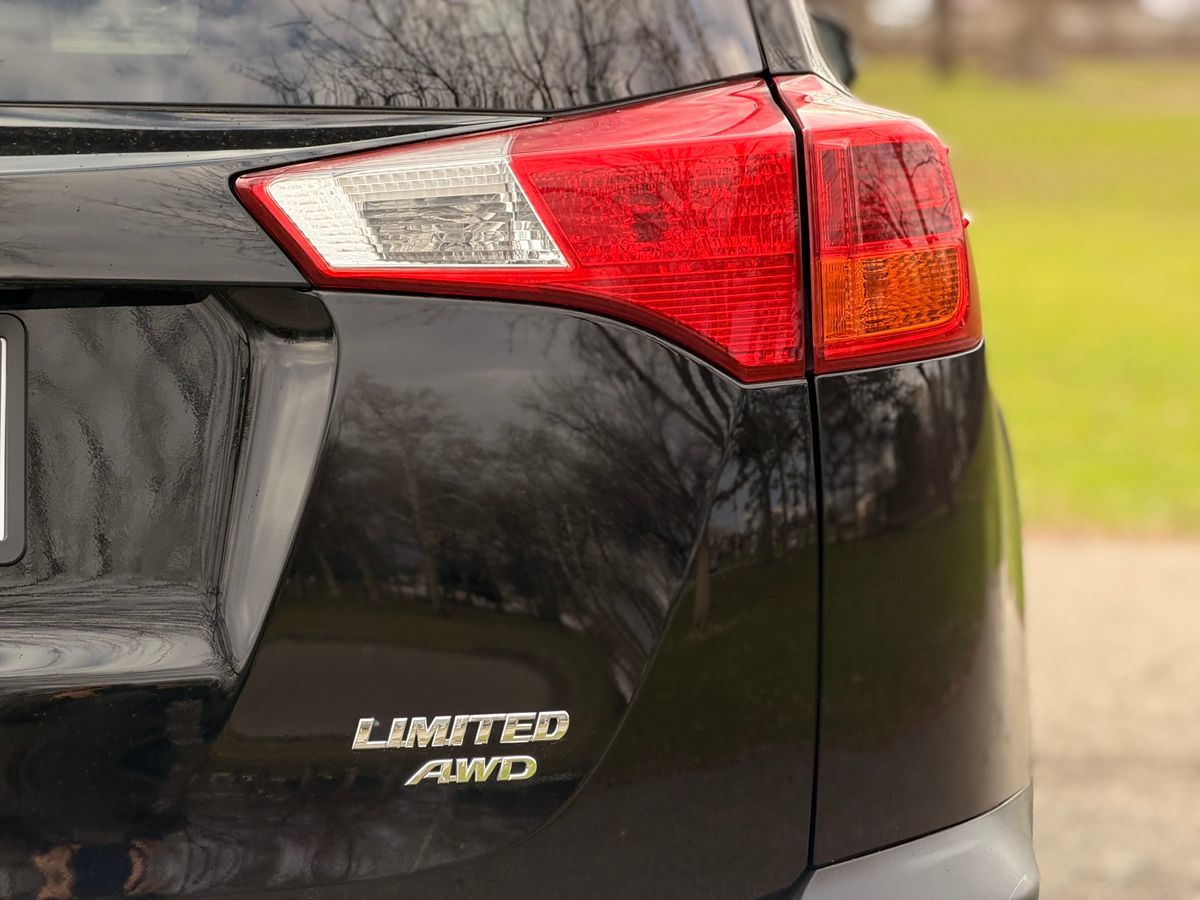 2014 Toyota RAV4 Limited - Photo 37