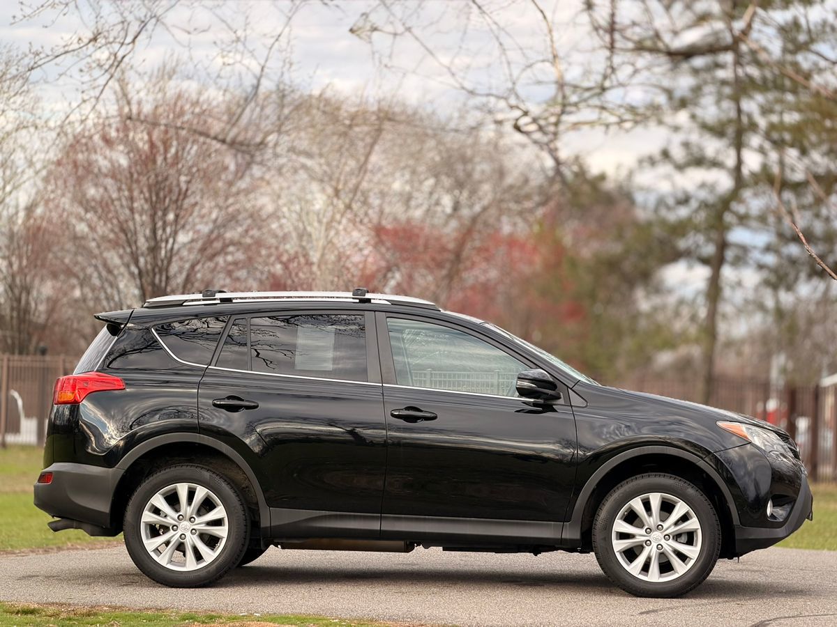 2014 Toyota RAV4 Limited - Photo 8