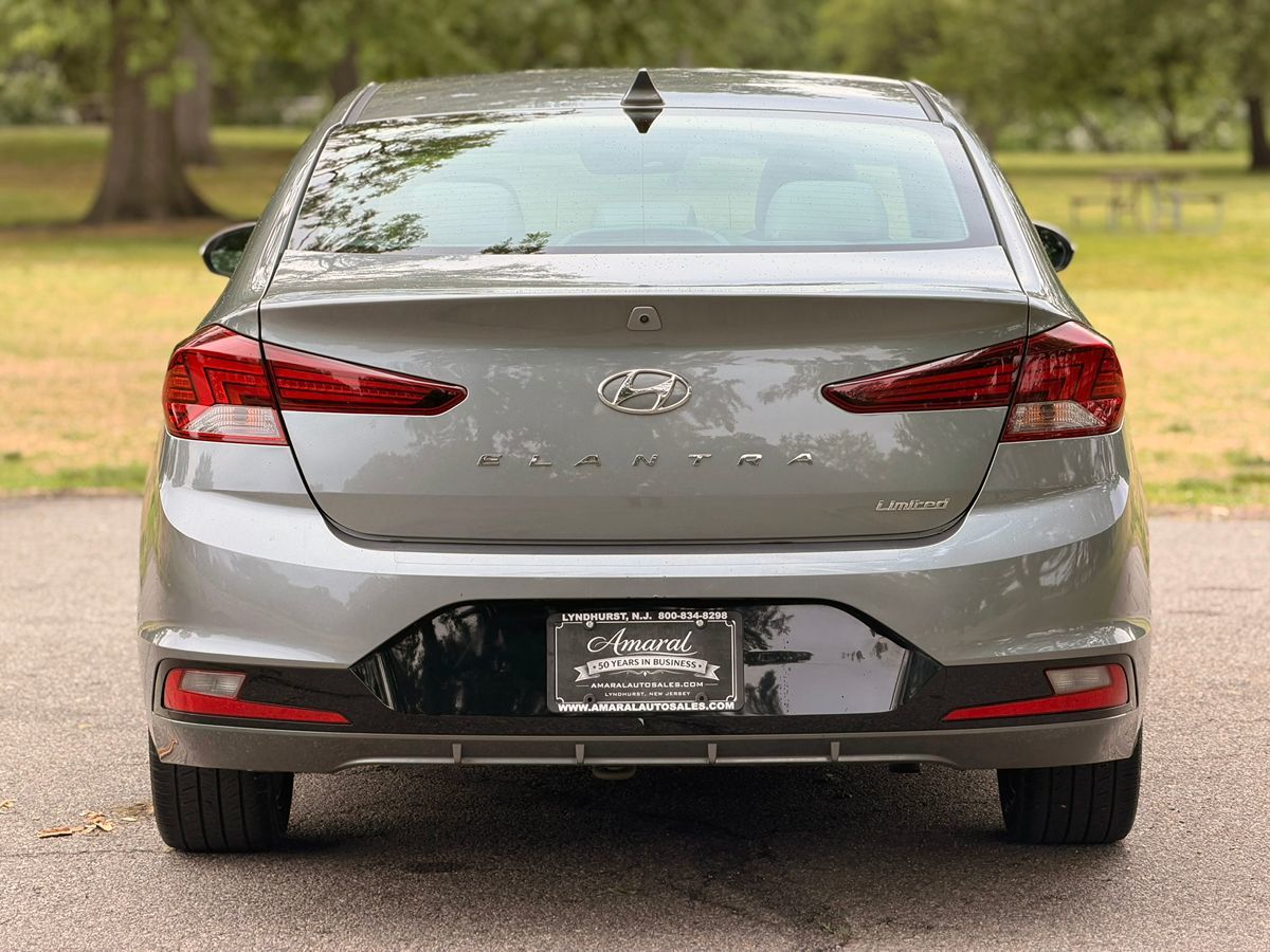 2019 Hyundai Elantra Limited - Photo 15