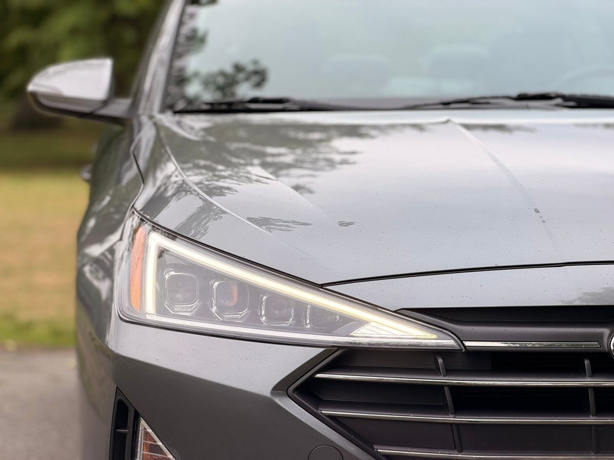 2019 Hyundai Elantra Limited - Photo 43