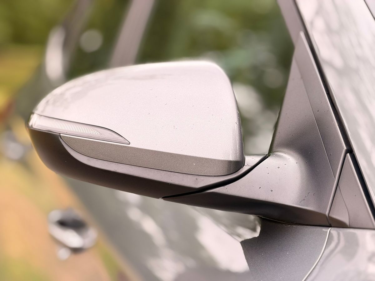 2019 Hyundai Elantra Limited - Photo 32