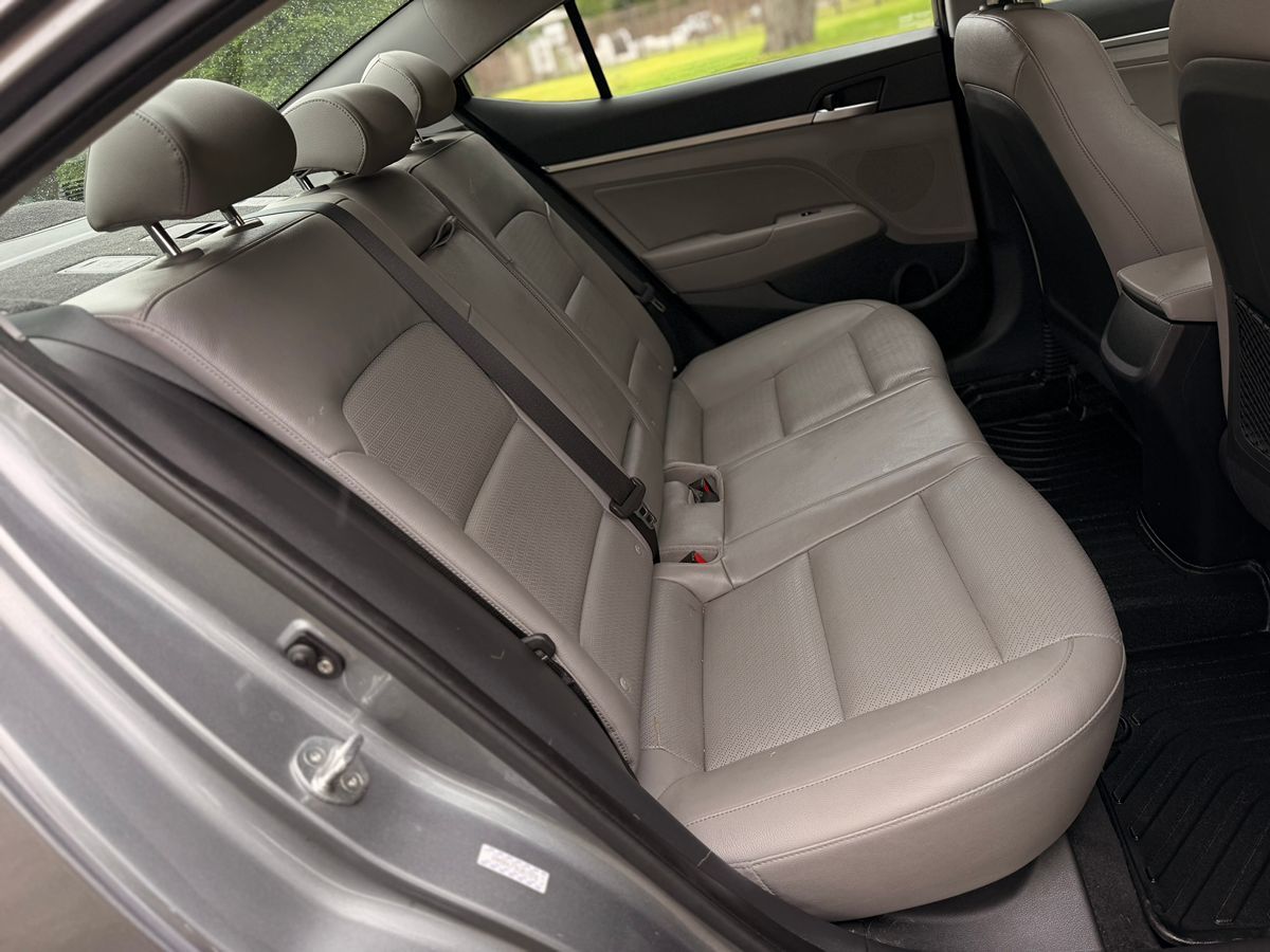 2019 Hyundai Elantra Limited - Photo 21