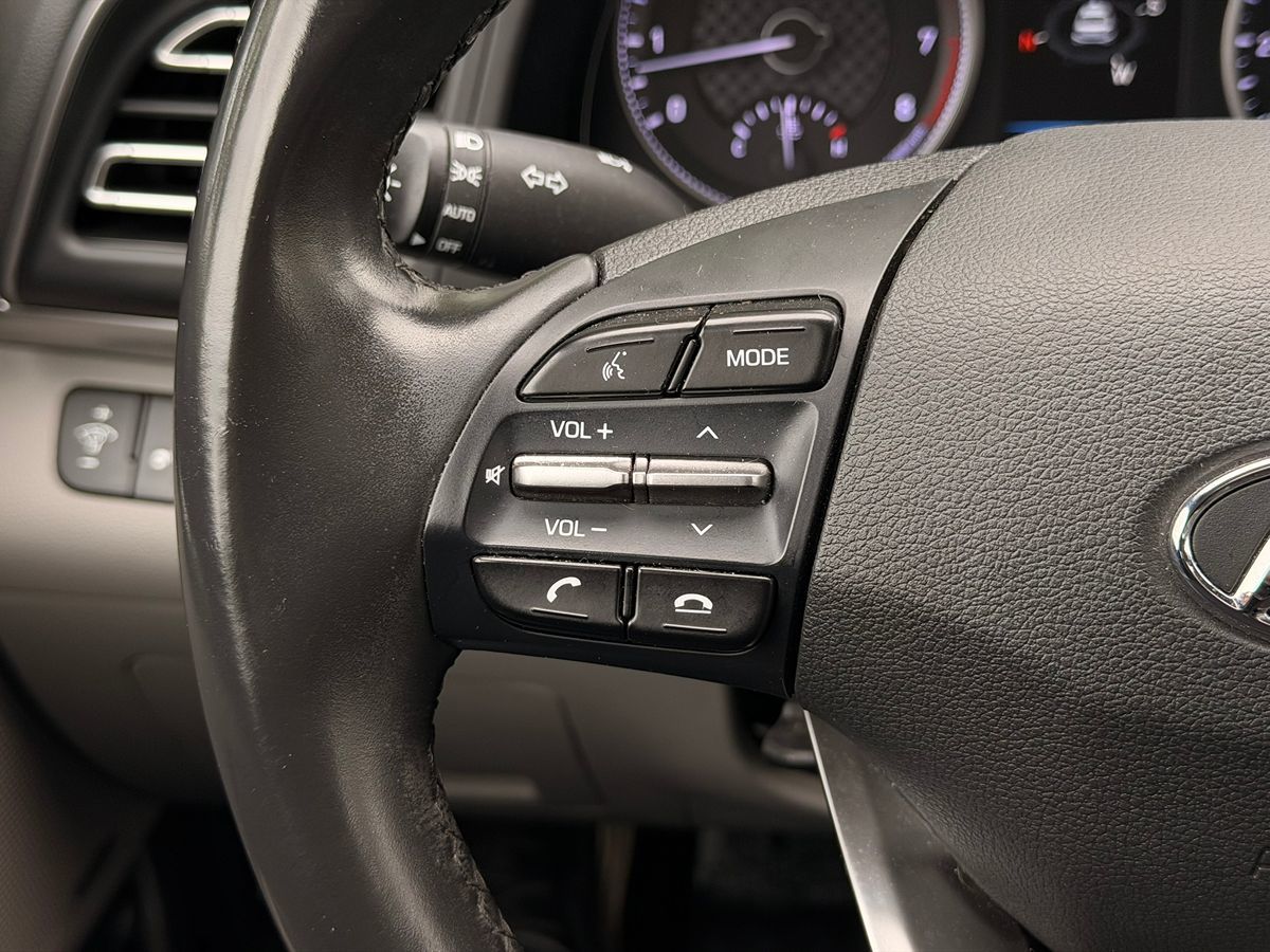2019 Hyundai Elantra Limited - Photo 31