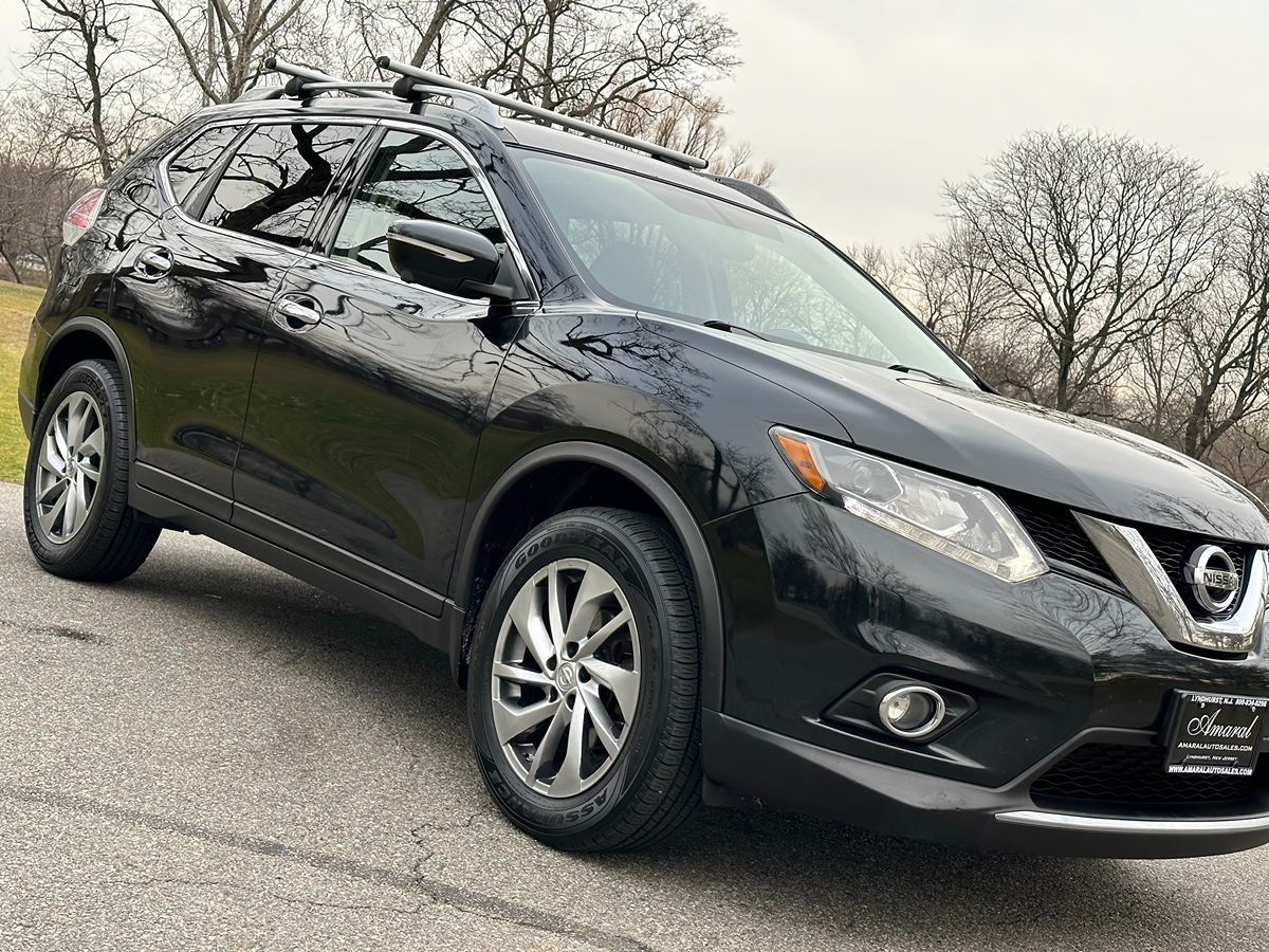 2014 Nissan Rogue SL photo 12