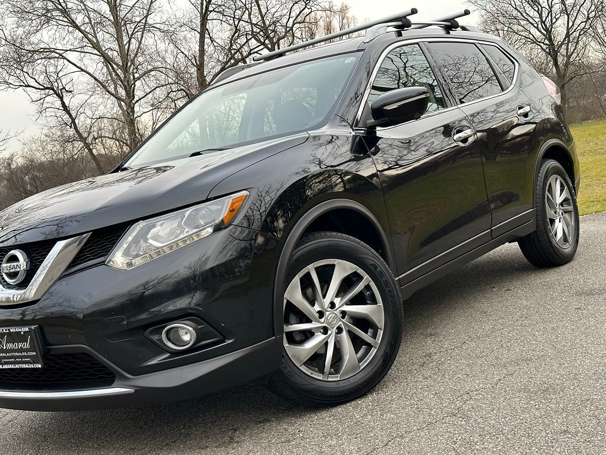 2014 Nissan Rogue SL photo 9