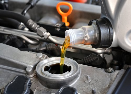 Synthetic Oil Changes vs. Quick Oil Changes