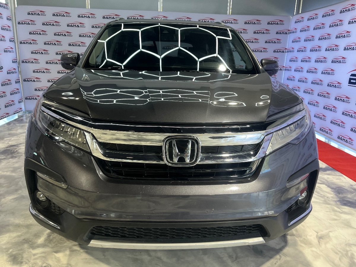 2022 Honda Pilot Touring photo 3